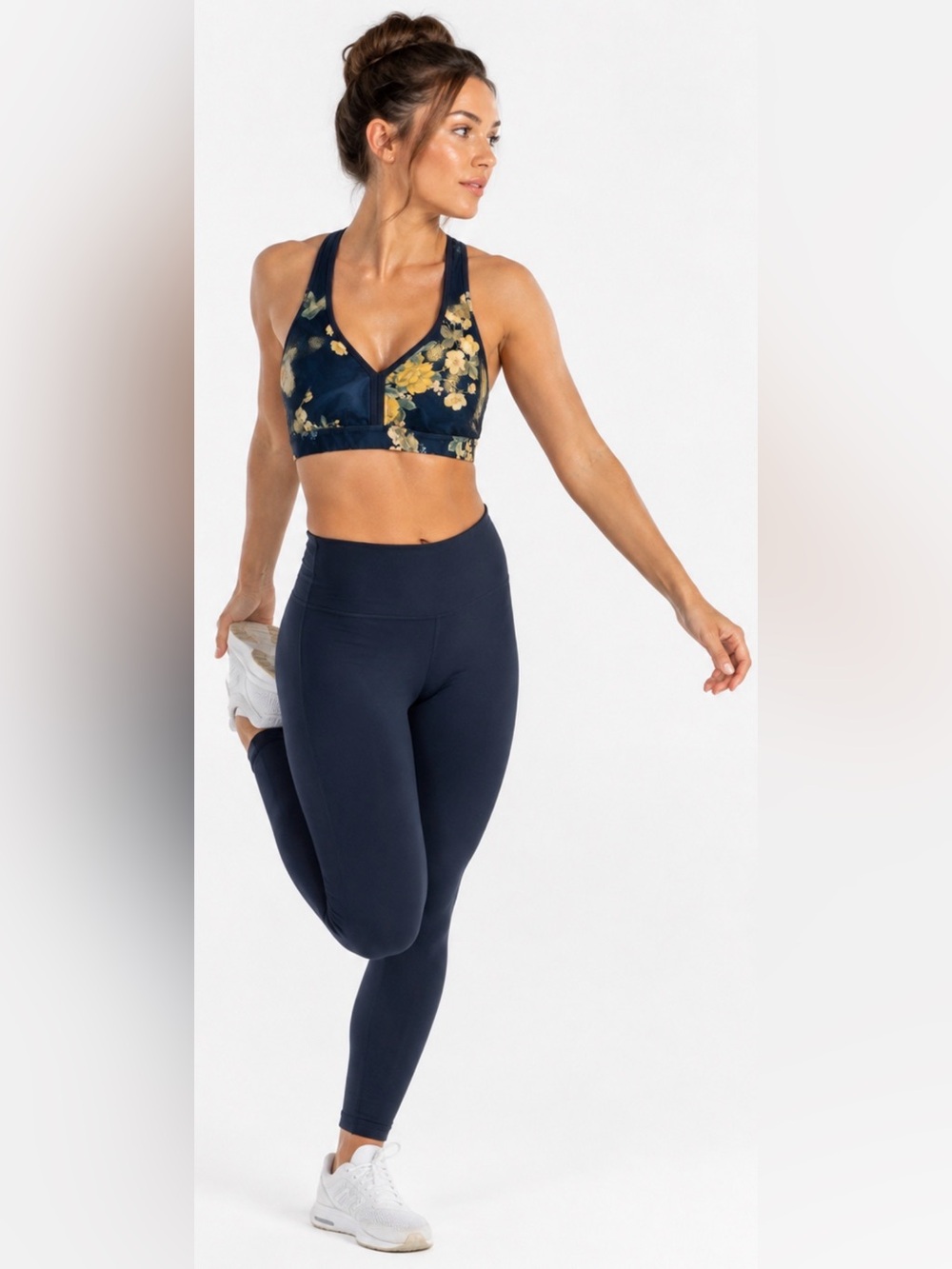 JoyLab Women’s Cross Back Sports Bra in Navy/Yellow Floral Sz S